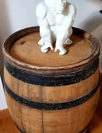 아파트 Cosy Burgundy *